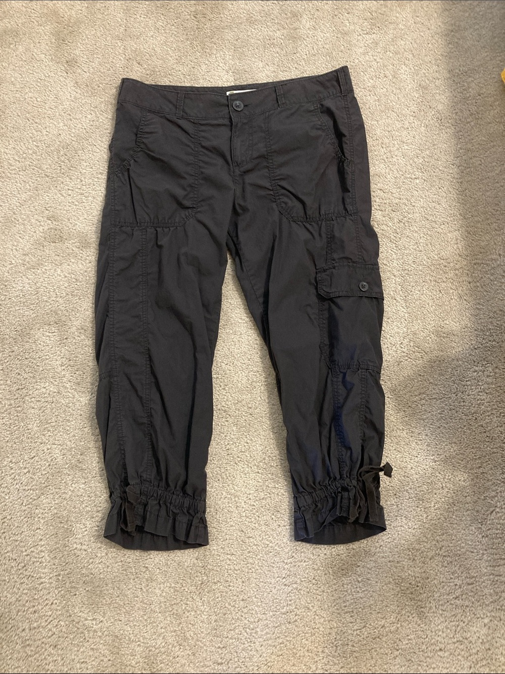 GAP Dark Gray Cargo Capris